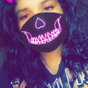 Meet your Posher, Kassandra